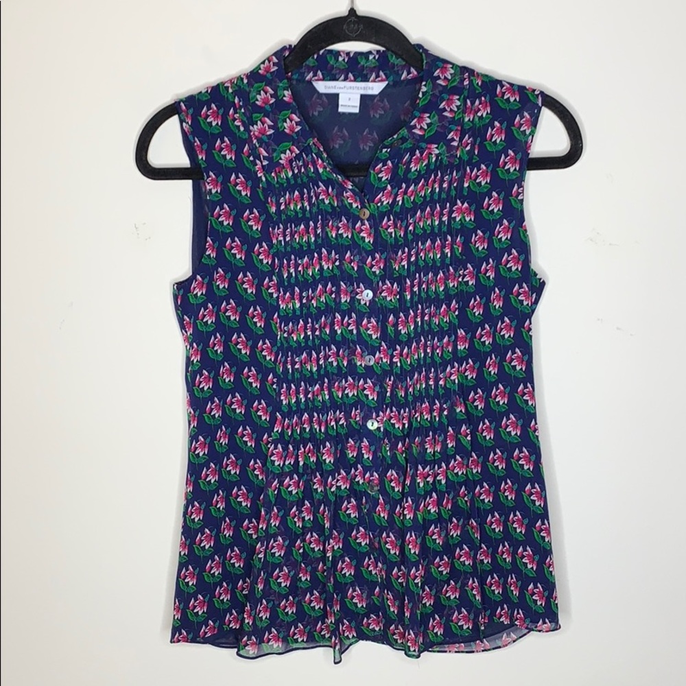 SOLD// Diane Von Furstenburg Floral Blouse - Picture 2 of 8